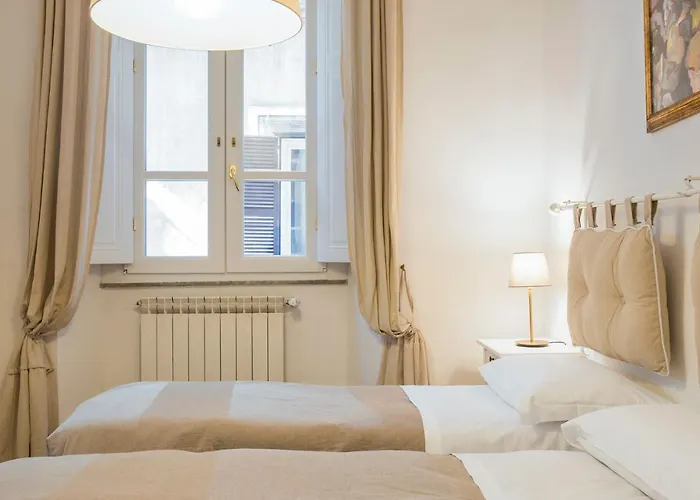 Casa Coronari Holidays Rome